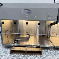 Nuaire Airegard ES 12' Laminar Airflow Workstation image 2